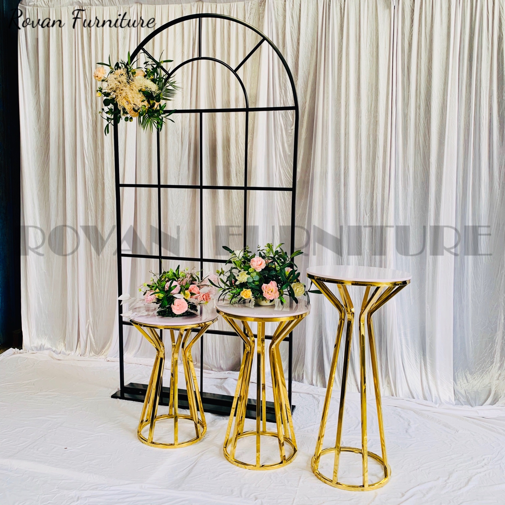 2021 Fashionhalf Round window design Mesh Backdrop Wedding Arch Stand Circle Backdrop for Wedding Decoration for parties