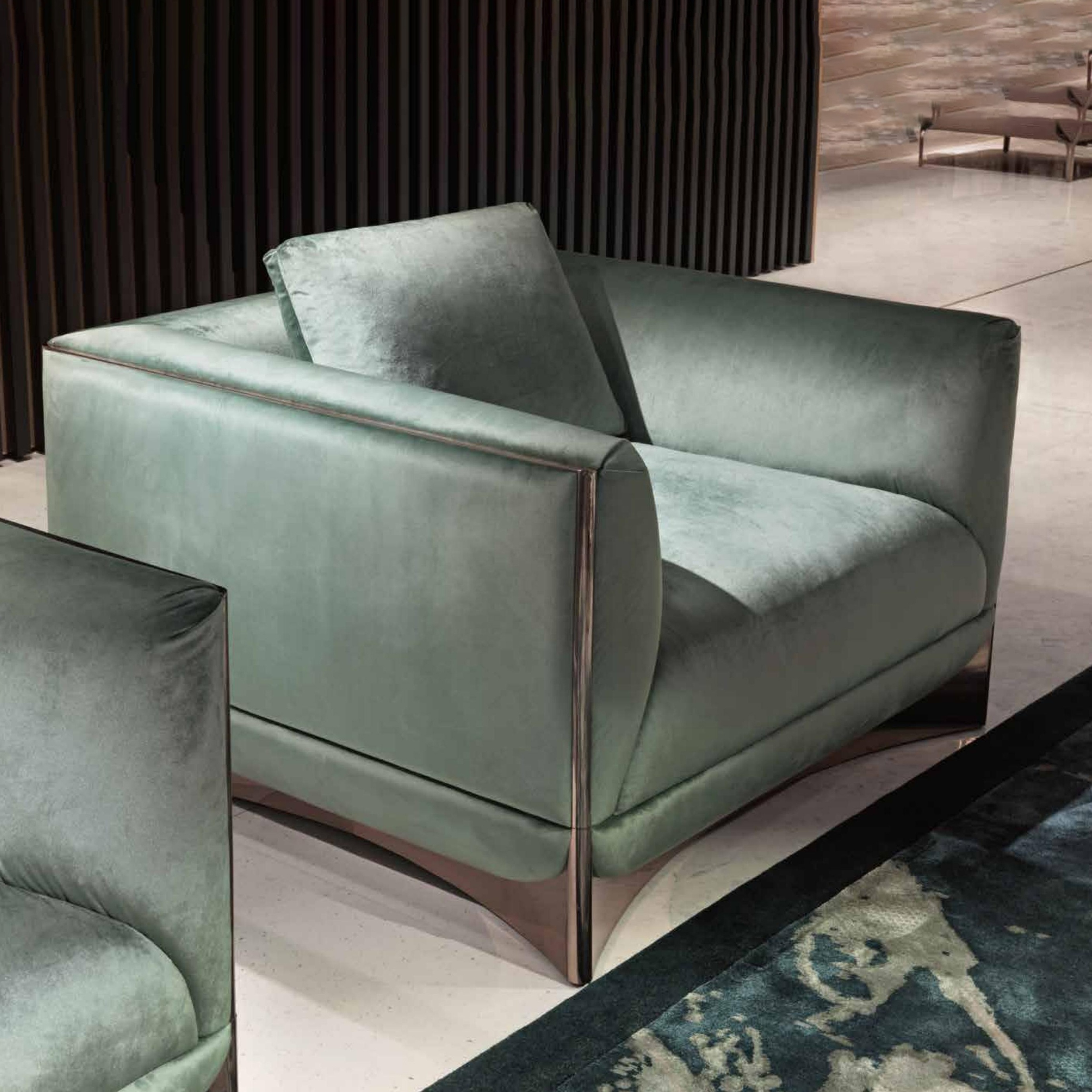 Solid wood inner frame high density composite sponge living room sofa with metal leg