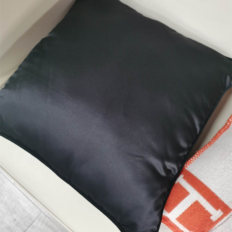 New popular fashion design optional color high quality comfortable leather sleep bed sofa pillow