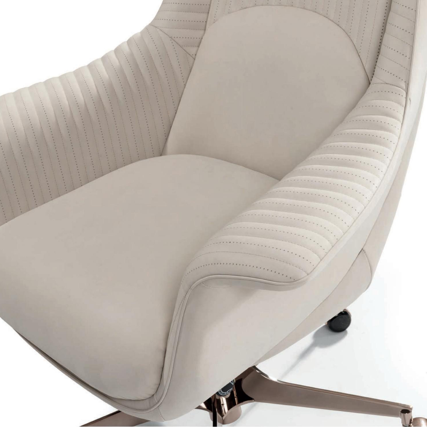 Custom Modern Comfortable White Fabric High Backrest Revolving Luxury Boss Executive Office Chair