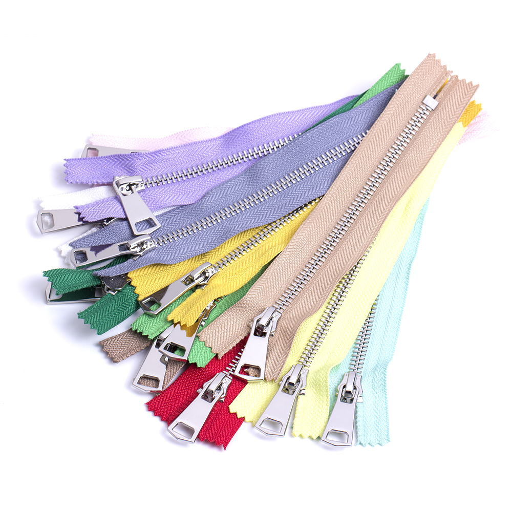 HVV Factory direct supply custom design clothes zipper closed end zipper