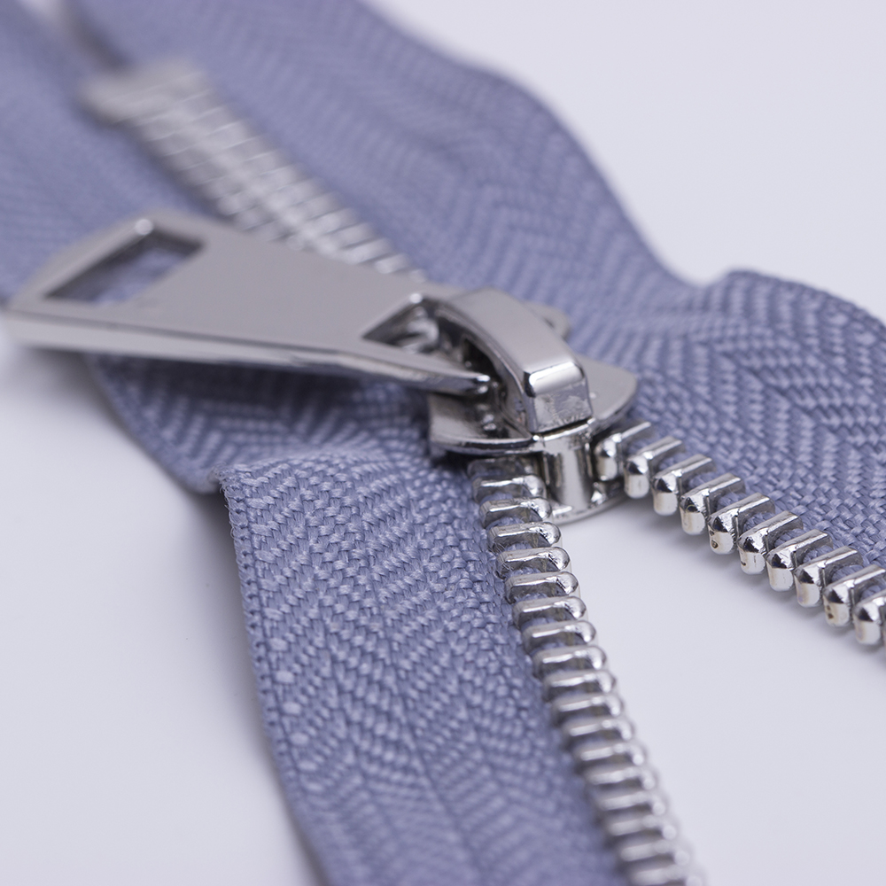 HVV Factory direct supply custom design clothes zipper closed end zipper