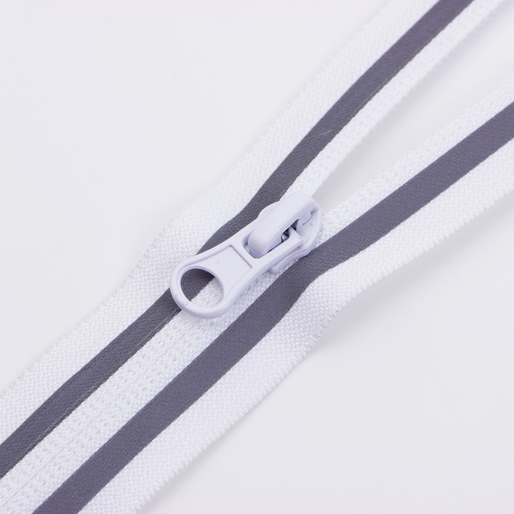 IIZII High quality reflective nylon zipper for outwear coat gray nylon zipper with reflective strip