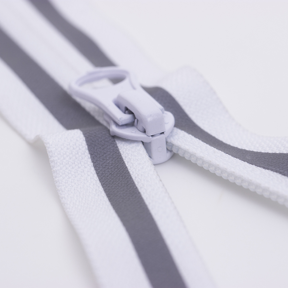 IIZII High quality reflective nylon zipper for outwear coat gray nylon zipper with reflective strip